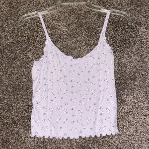 Hollister / size: L / light purple tank with white flowers
